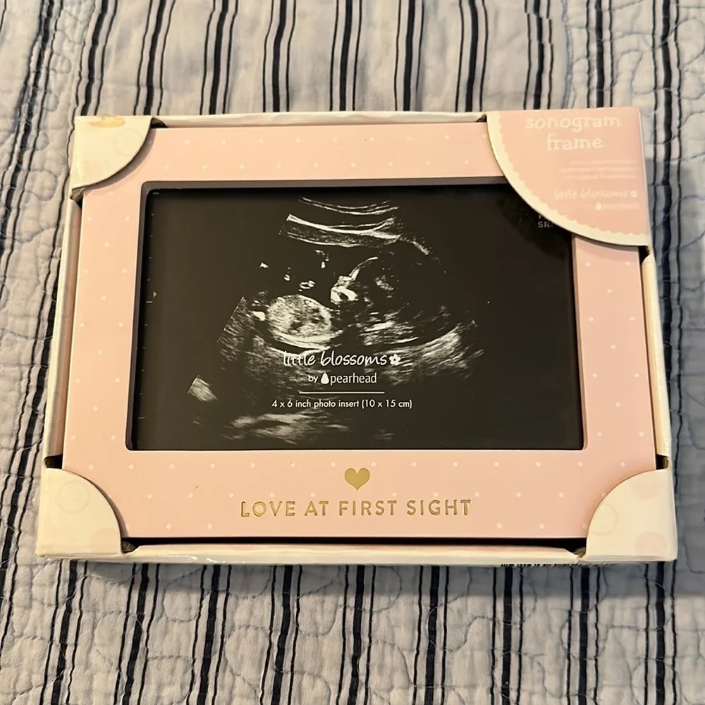 New in box  Little Blossoms by Pearhead's sonogram frame